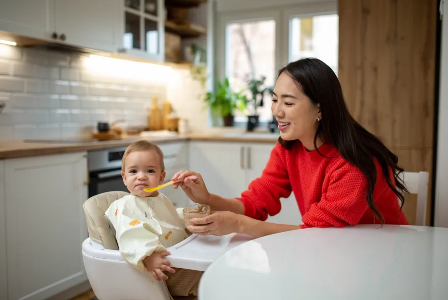 Hire nanny Chicago – vetted childcare matching with FamFlo